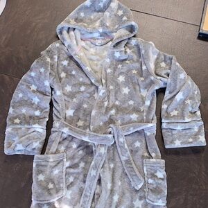 PJ Salvage stars robe. Girls size 16. Like new.